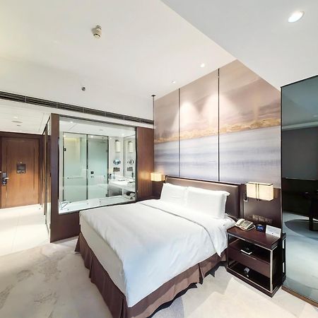 Doubletree By Hilton Ningbo Beilun Hotel Exterior photo