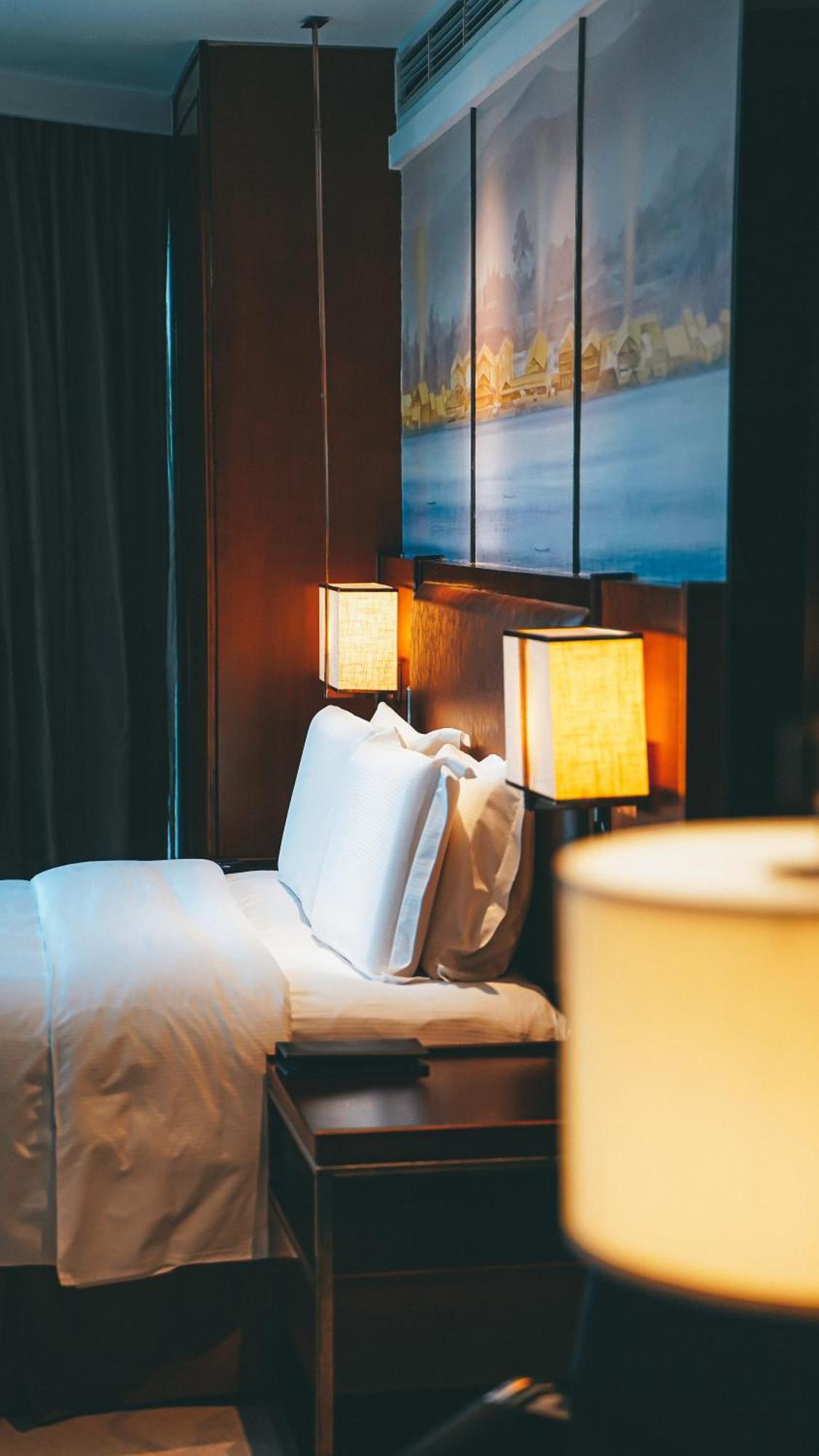 Doubletree By Hilton Ningbo Beilun Hotel Exterior photo