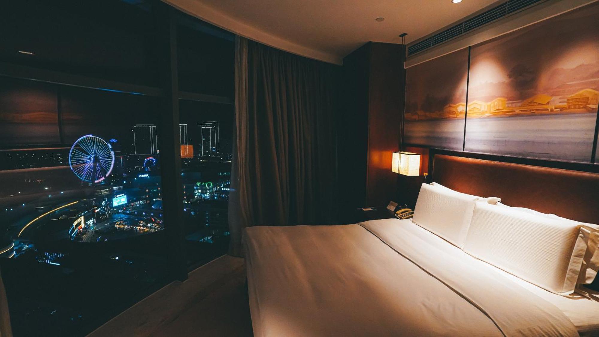 Doubletree By Hilton Ningbo Beilun Hotel Exterior photo