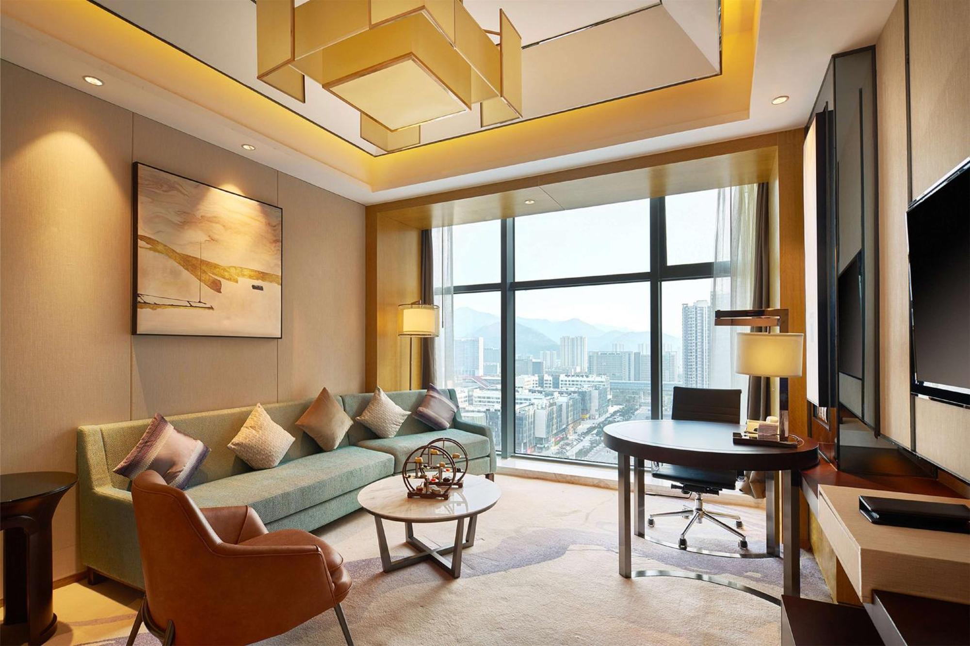 Doubletree By Hilton Ningbo Beilun Hotel Exterior photo