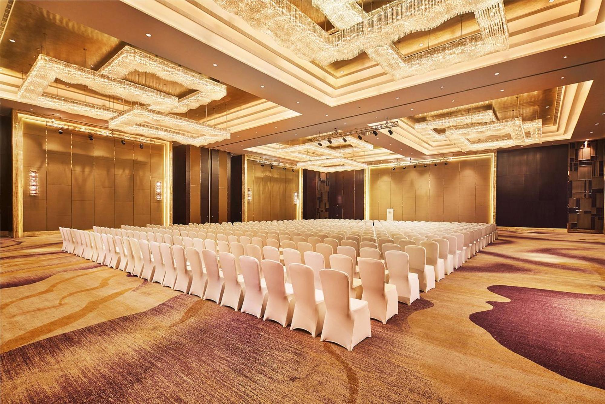 Doubletree By Hilton Ningbo Beilun Hotel Exterior photo