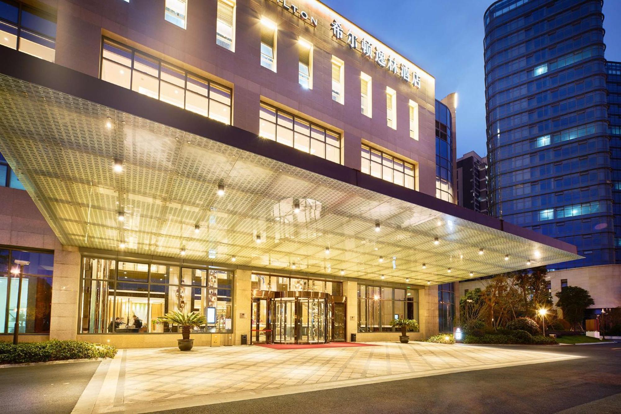 Doubletree By Hilton Ningbo Beilun Hotel Exterior photo